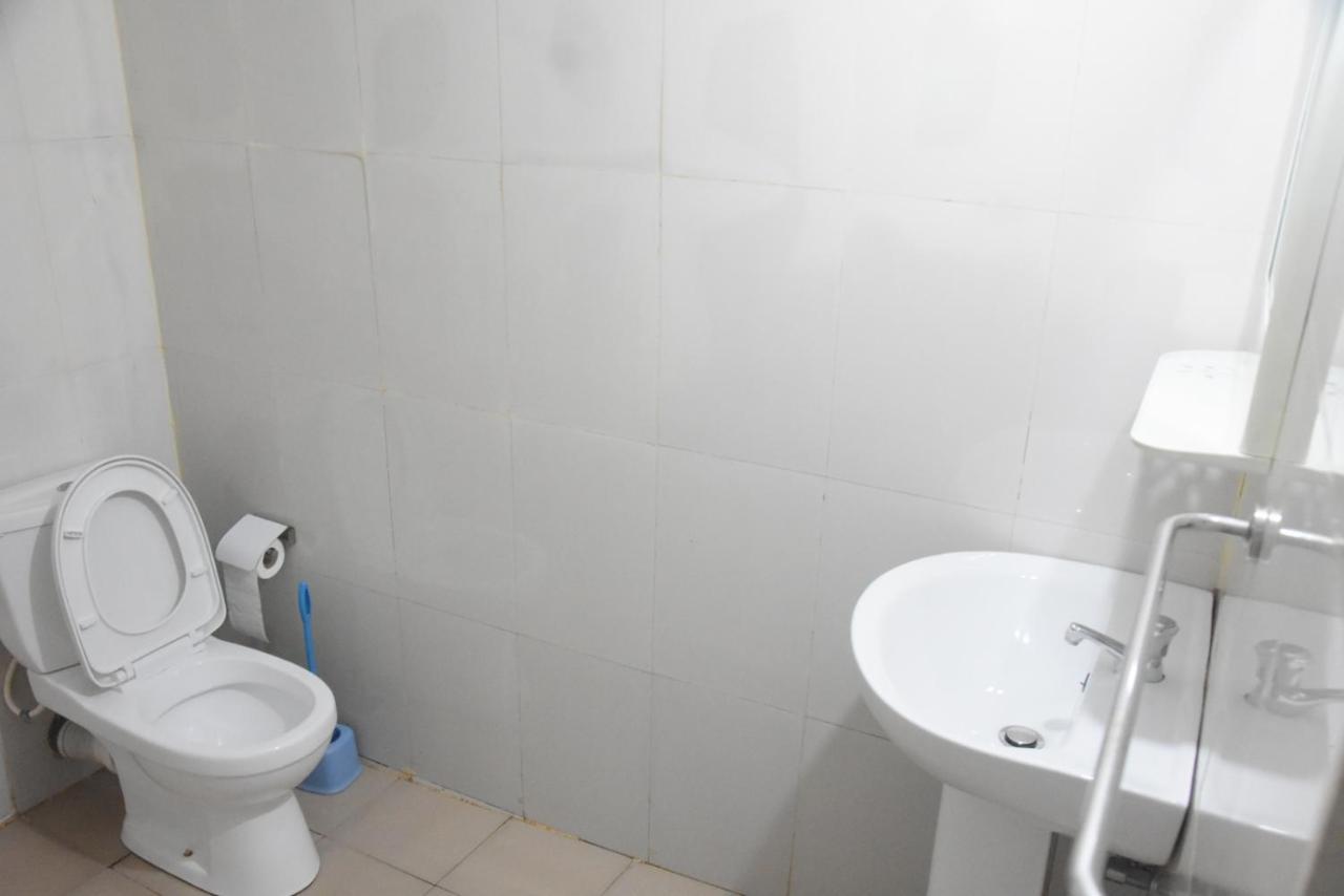 אנוראדפורה S P City Resort מראה חיצוני תמונה