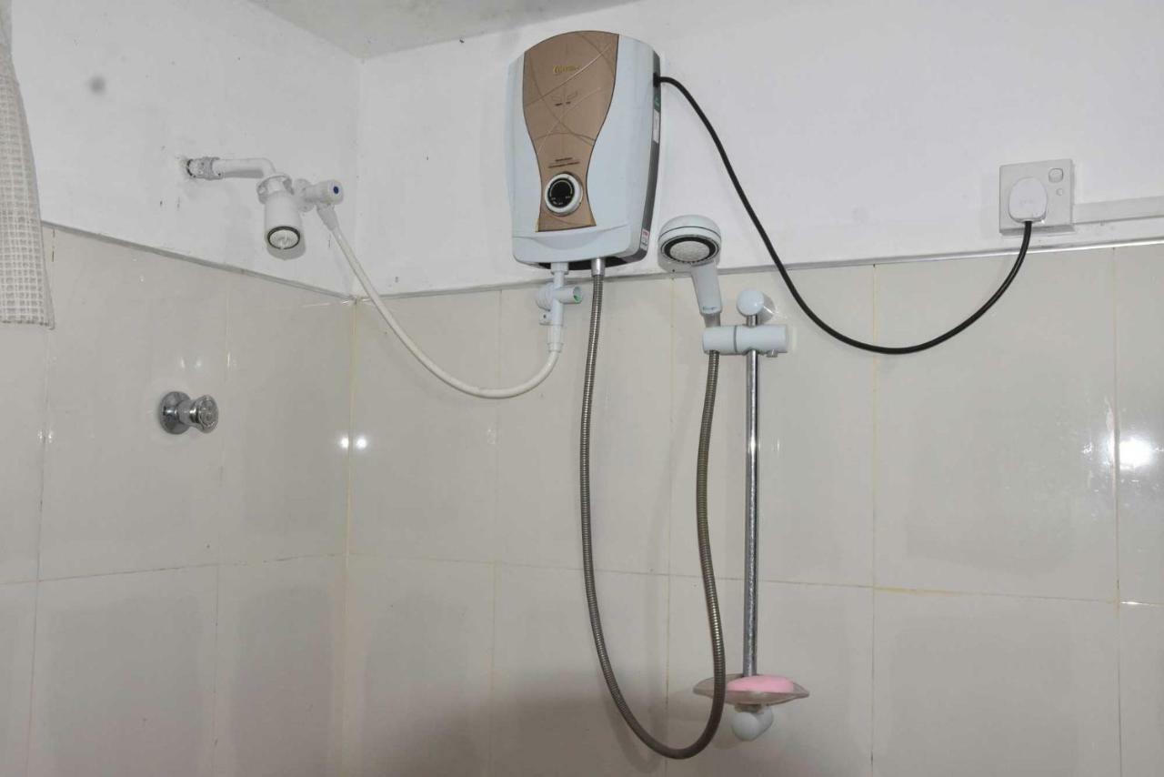 אנוראדפורה S P City Resort מראה חיצוני תמונה